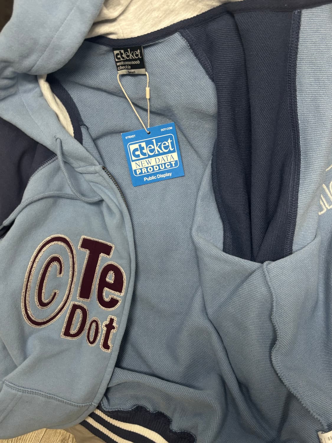 테켓 후드집업 블루 새상품 Tilted Zip-Up Hoodie Blue 상품이미지3