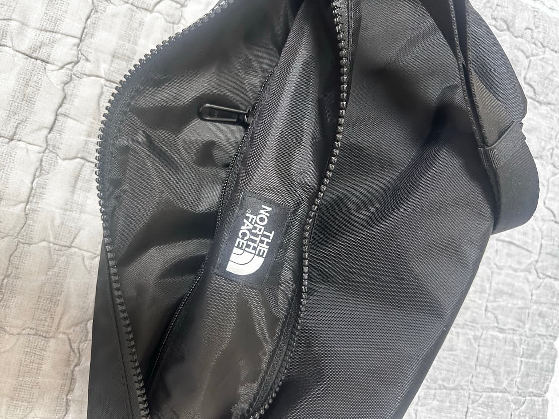 노스페이스 블랙 크로스백 상품이미지2