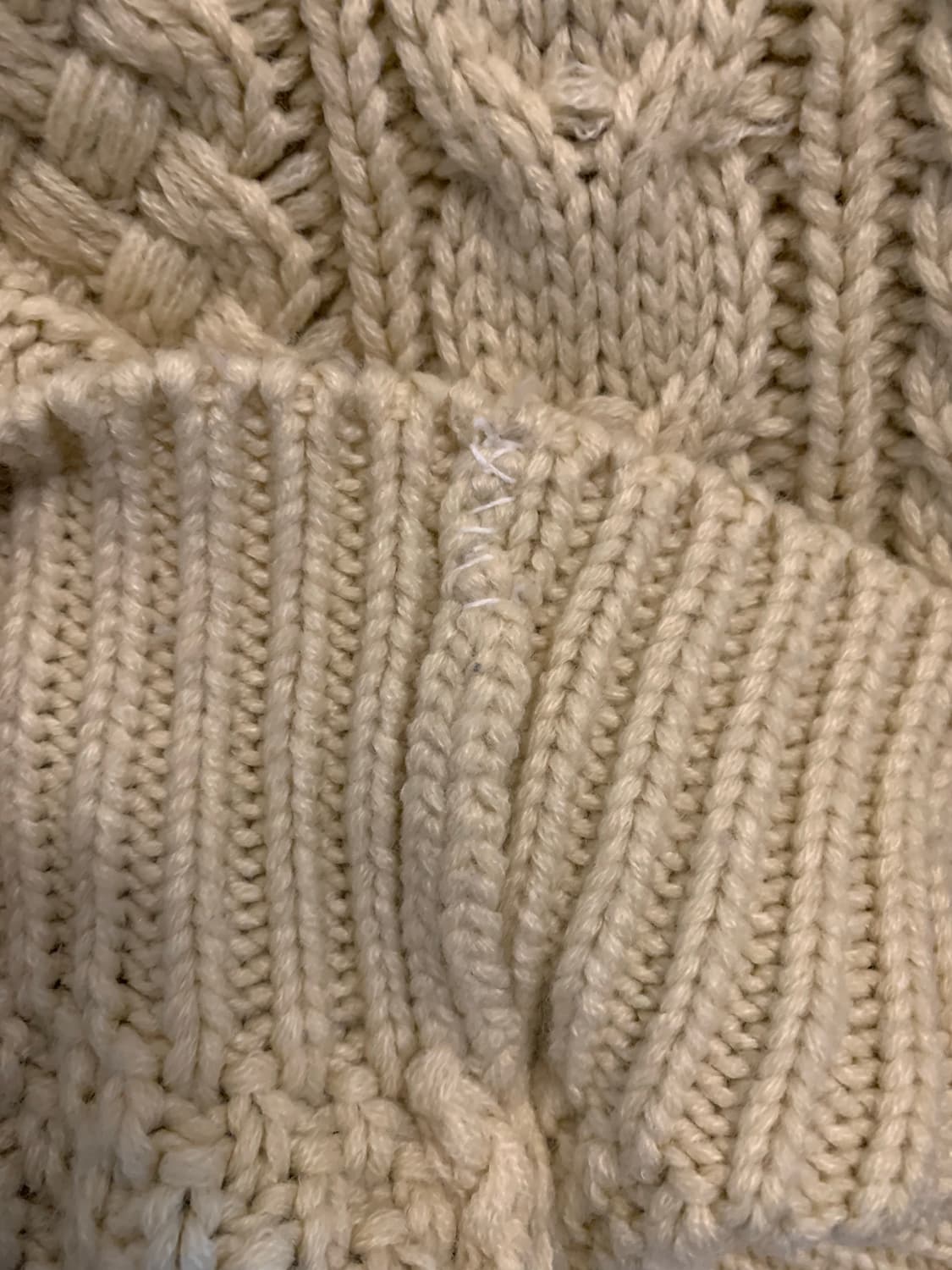 알파카 케이블 니트 스웨터 베이지 상품이미지5