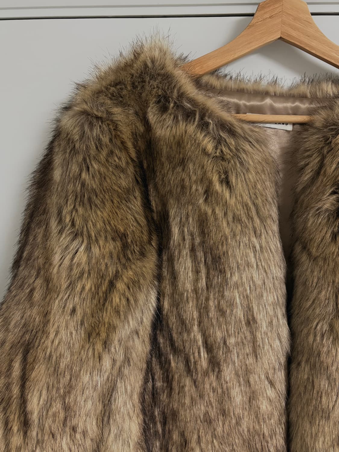 [새상품] 노카라 브라운 퍼 자켓 상품이미지8