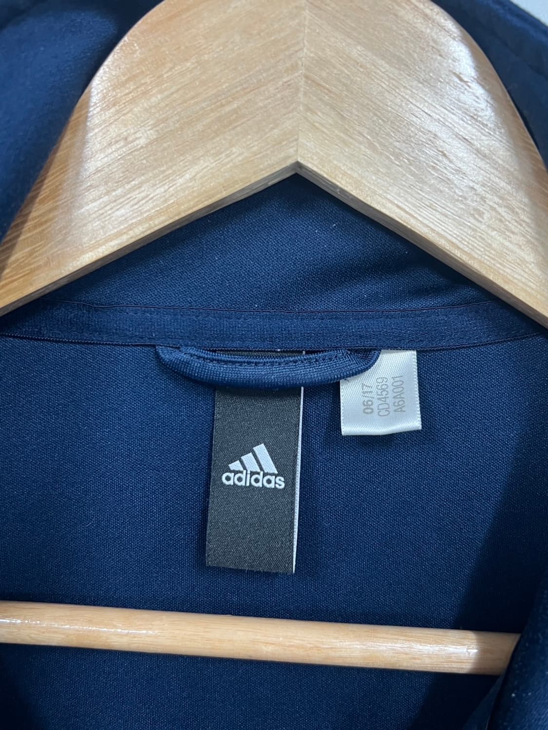 아디다스 삼선로고 네이비 트랙탑 집업 져지 상품이미지4