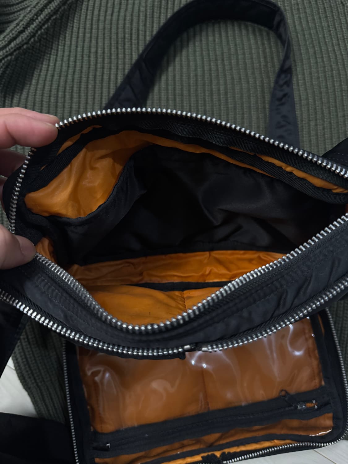 요시다 포터 탱커 숄더백 스몰 s black 상품이미지6