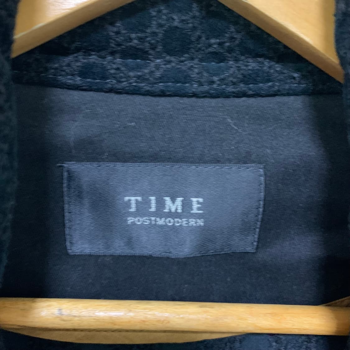 TIME 타임 지퍼 하이넥 견장 블랙 패턴 코트 자켓 상품이미지4