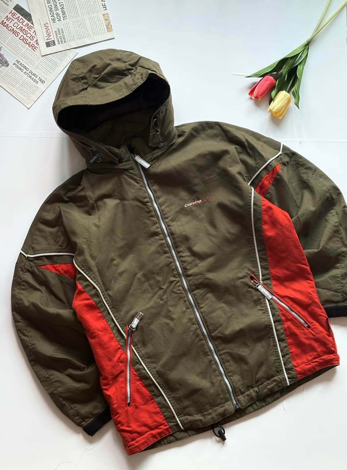 데상트 오버핏 카키 바람막이 상품이미지1