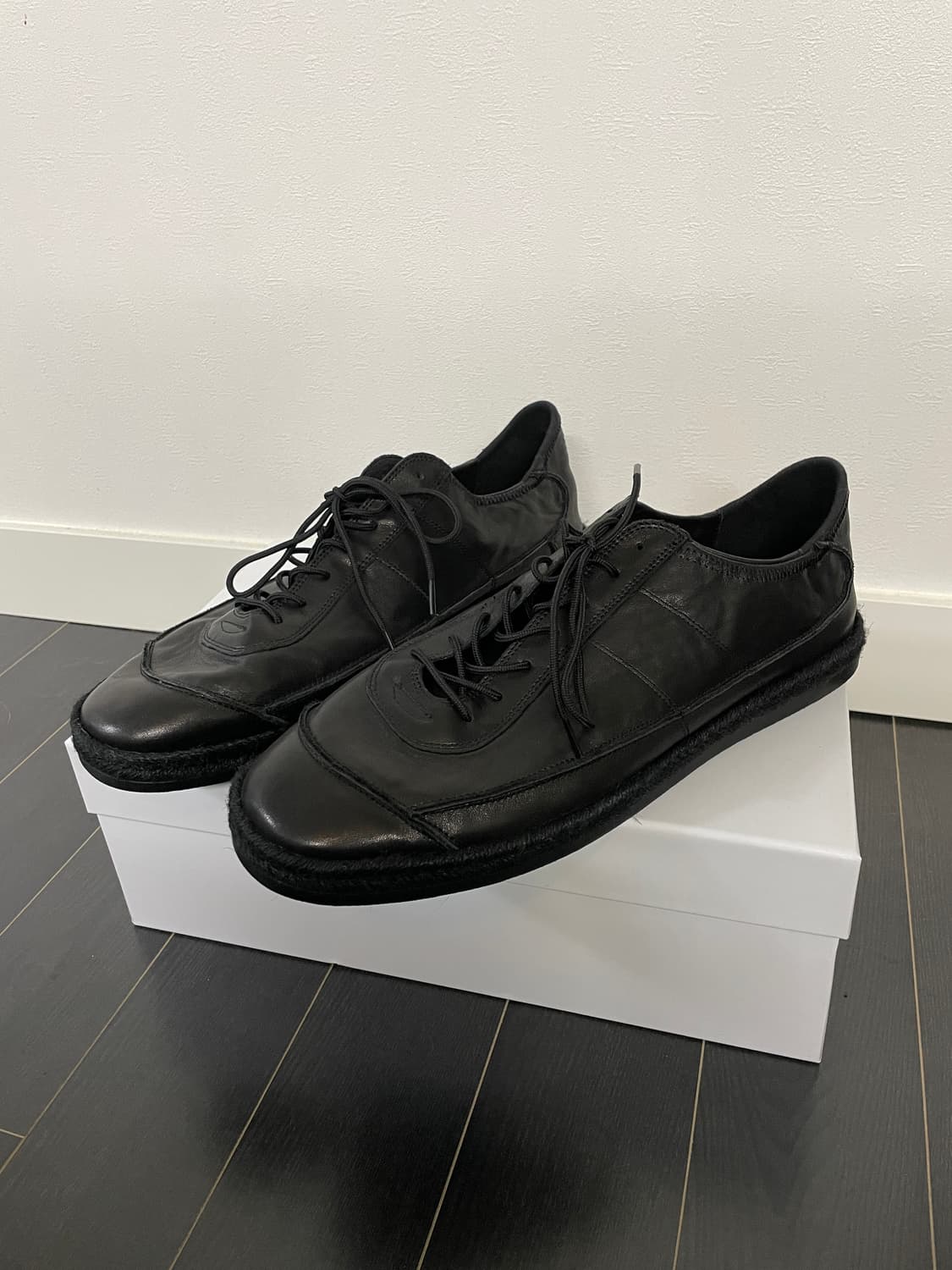 sub category 레더 스니커즈 상품이미지2