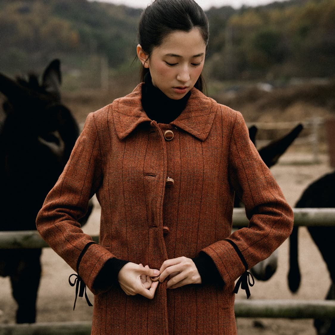 모노 블랙 터틀넥 티 상품이미지6