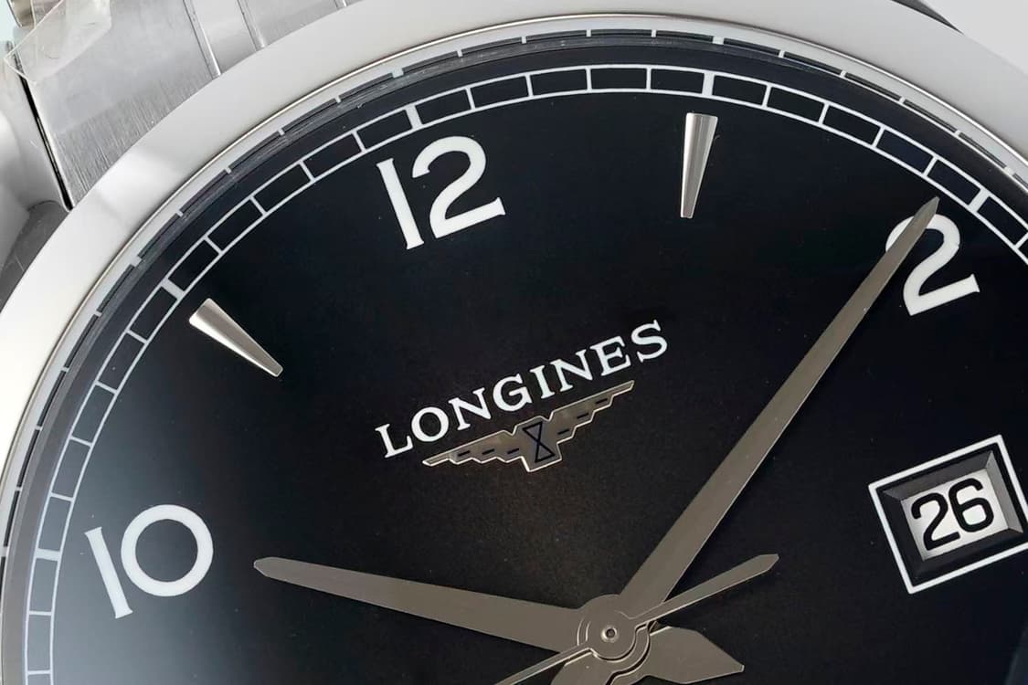 론진 레코드 오토매틱 40mm 스테인리스 스틸 블랙 상품이미지3