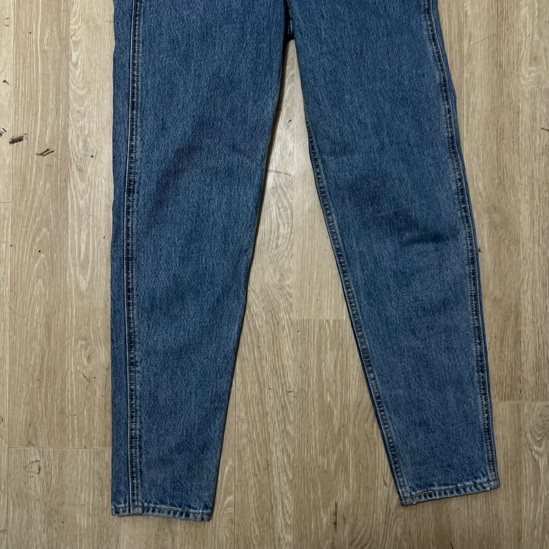 리바이스 여성 프리미엄 데님 오버롤 멜빵바지 W24 상품이미지3