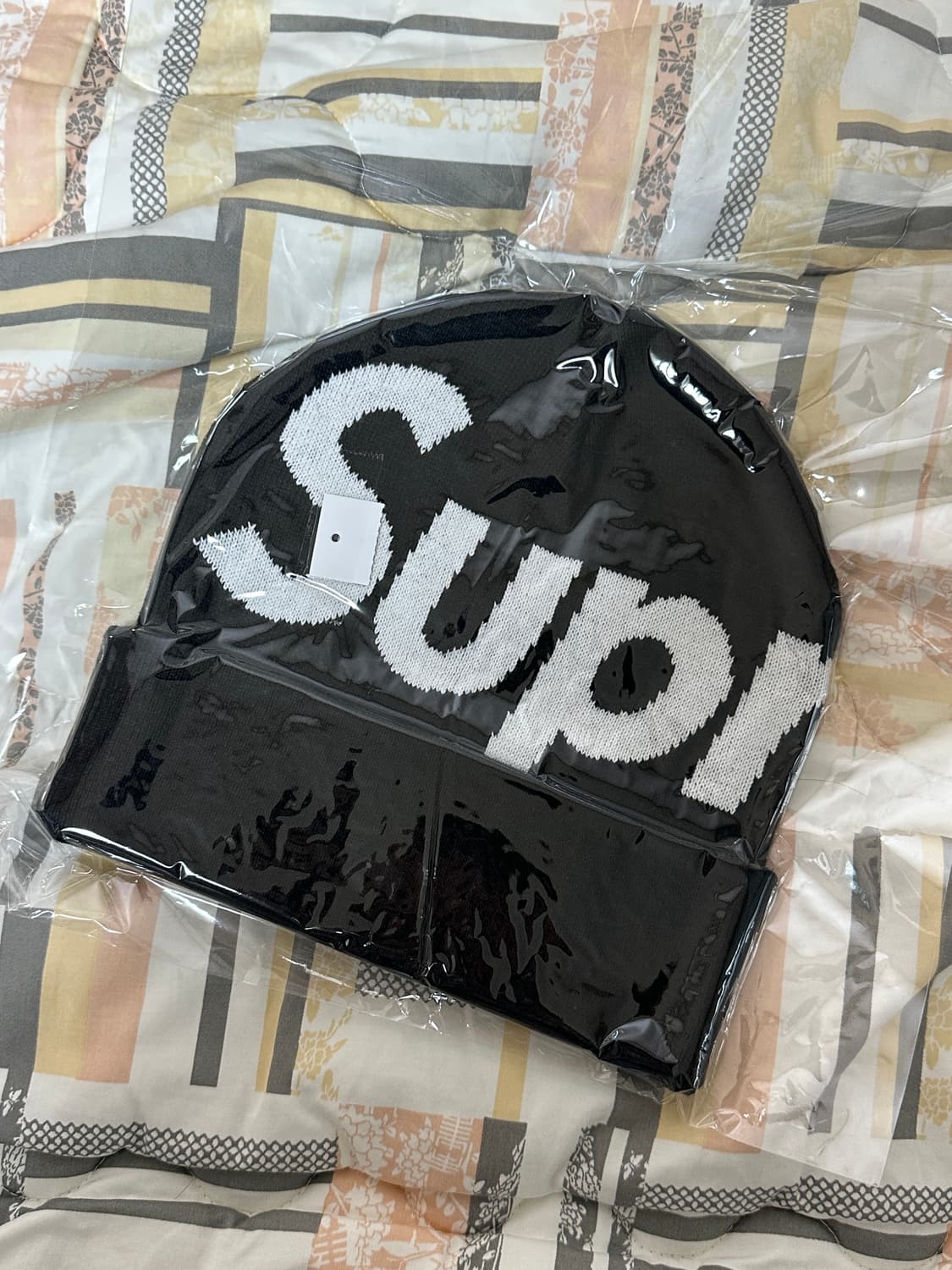 슈프림 로고 비니 상품이미지2