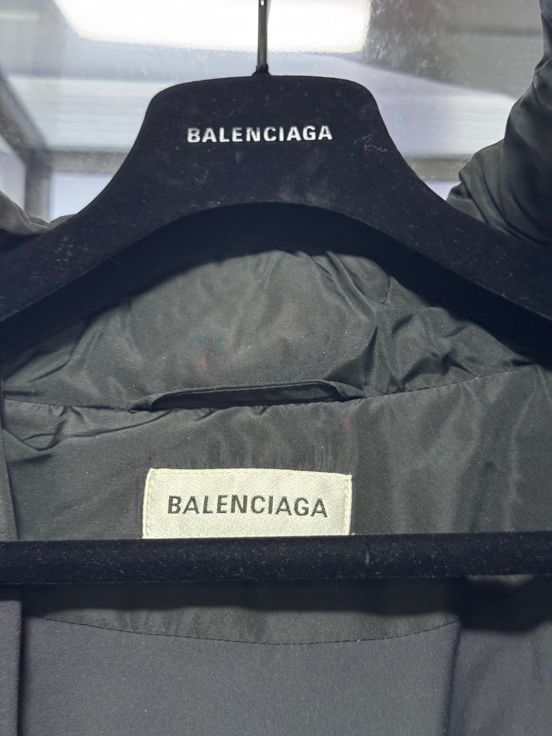 발렌시아가 c컬 푸퍼패딩 상품이미지3