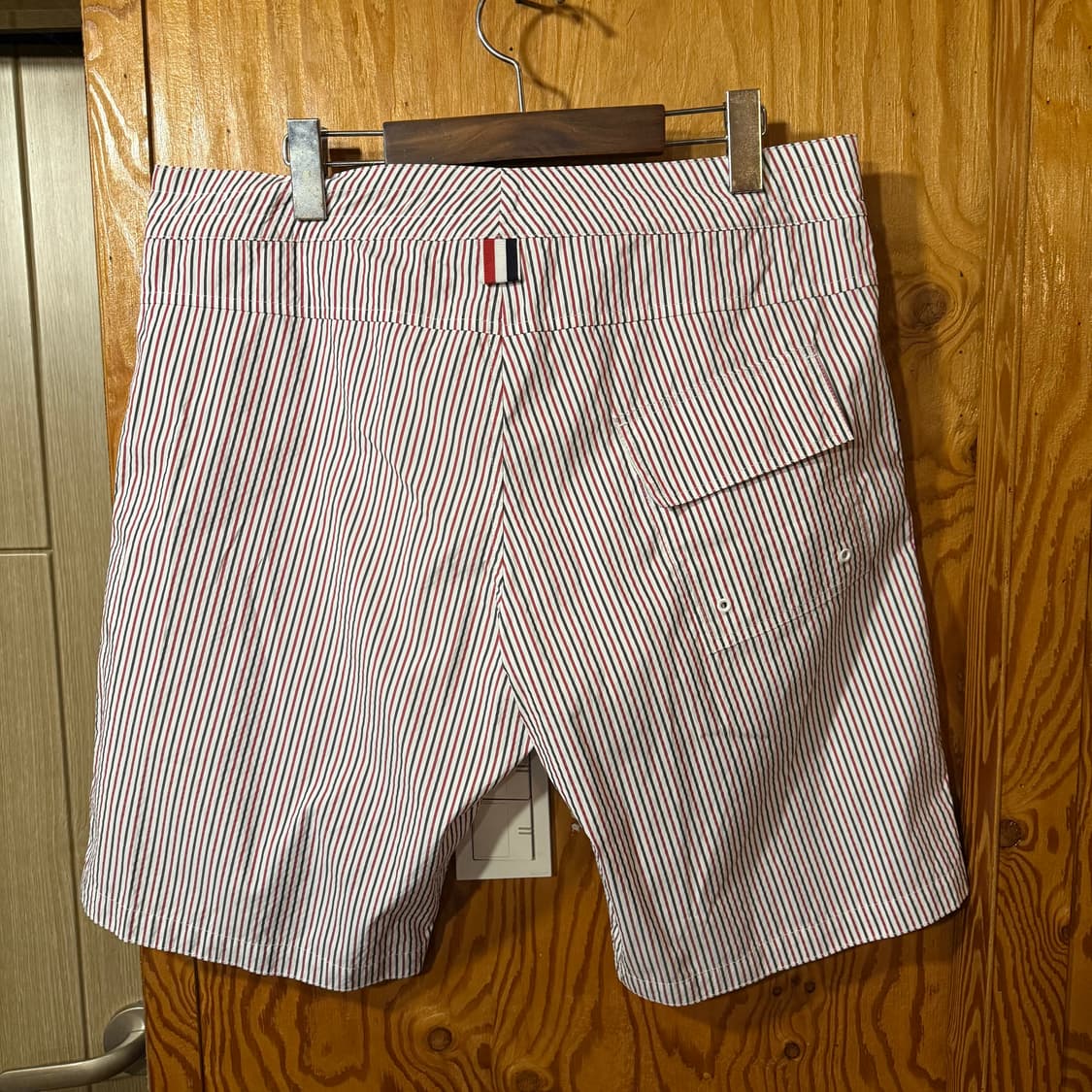 톰브라운 반바지 판매 합니다. 상품이미지5