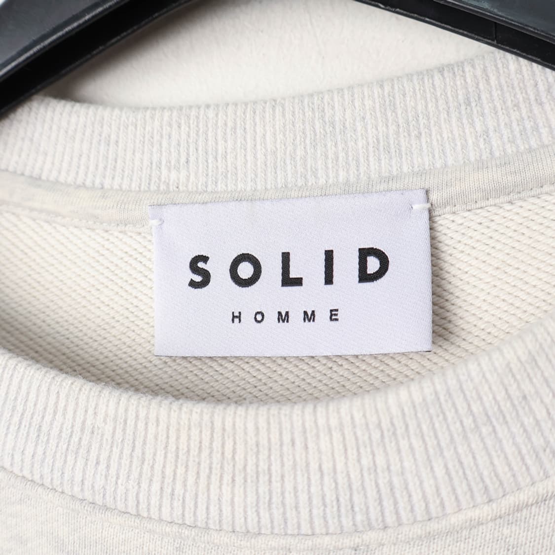 100/솔리드옴므 백로고 오버핏 맨투맨 상품이미지8