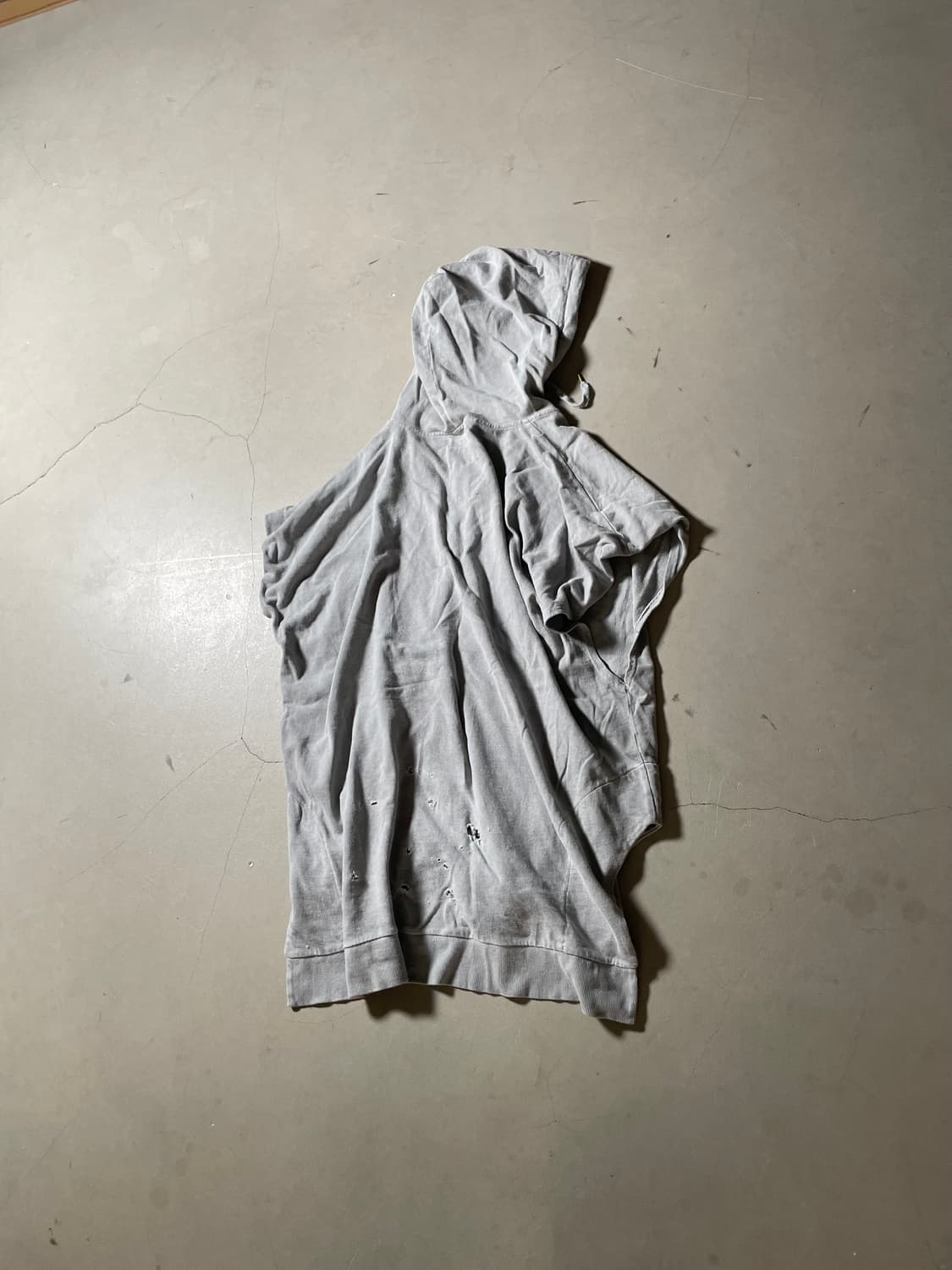  KZ Atelier Hand Distressed Hood tee 상품이미지5