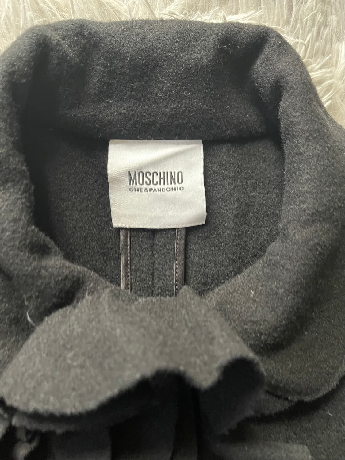 모스키노 블랙 프릴 장식 울 코트 상품이미지4