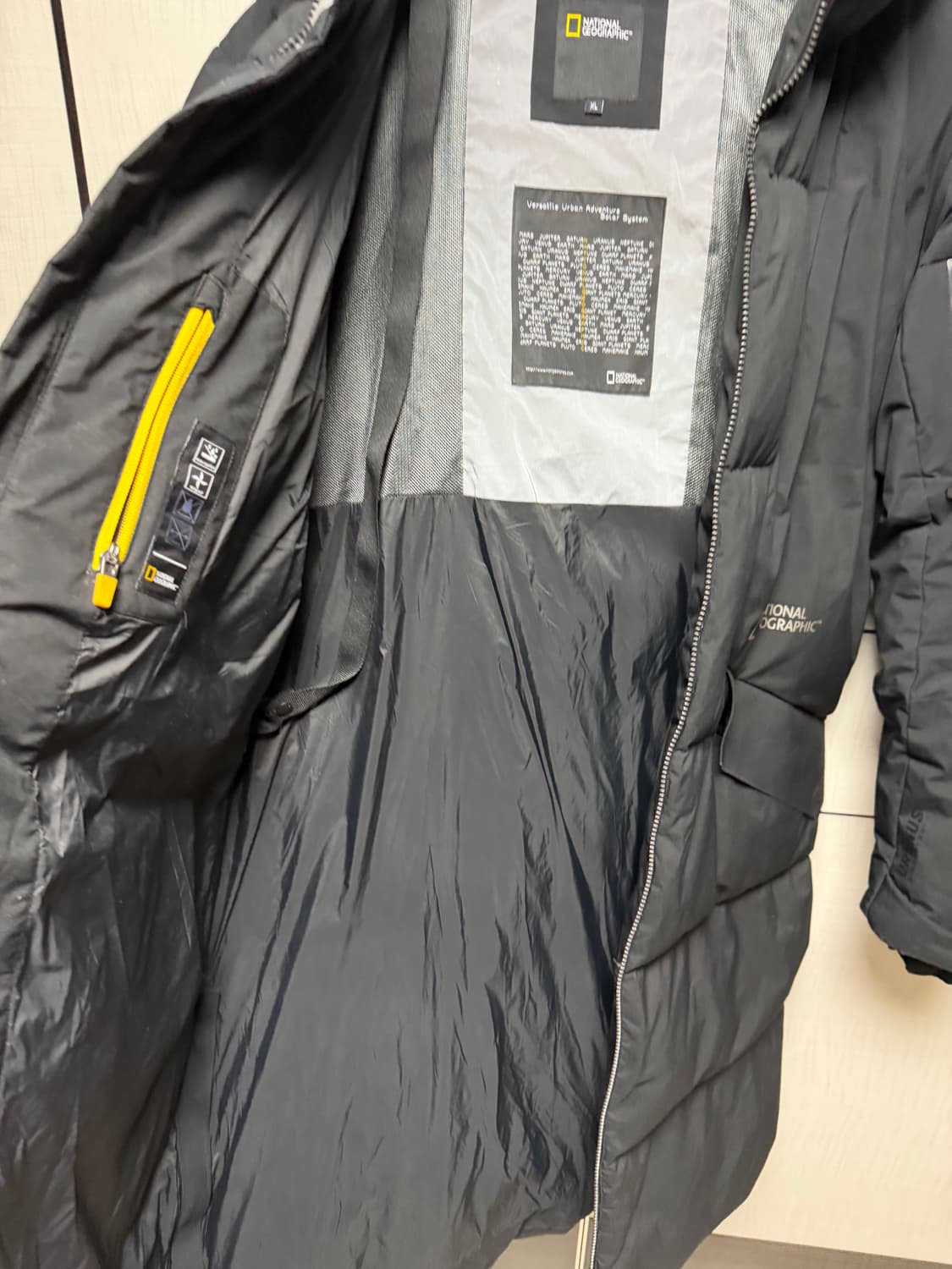 신형 내셔널지오그래픽 블랙 구스다운  롱 패딩  싸이즈 105 상품이미지6