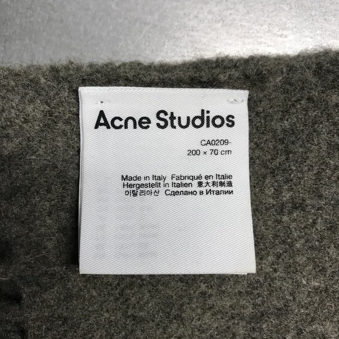 아크네스튜디오 머플러 상품이미지5