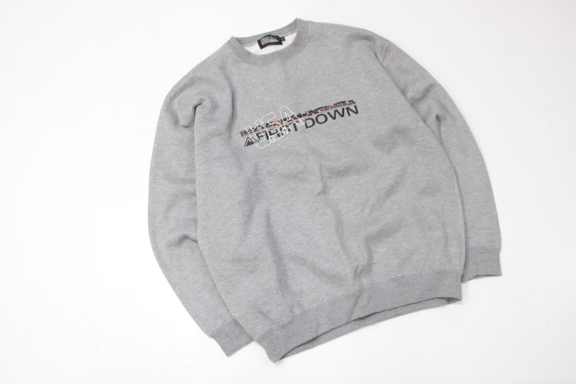 퍼스트다운 프린팅 맨투맨 상품이미지2