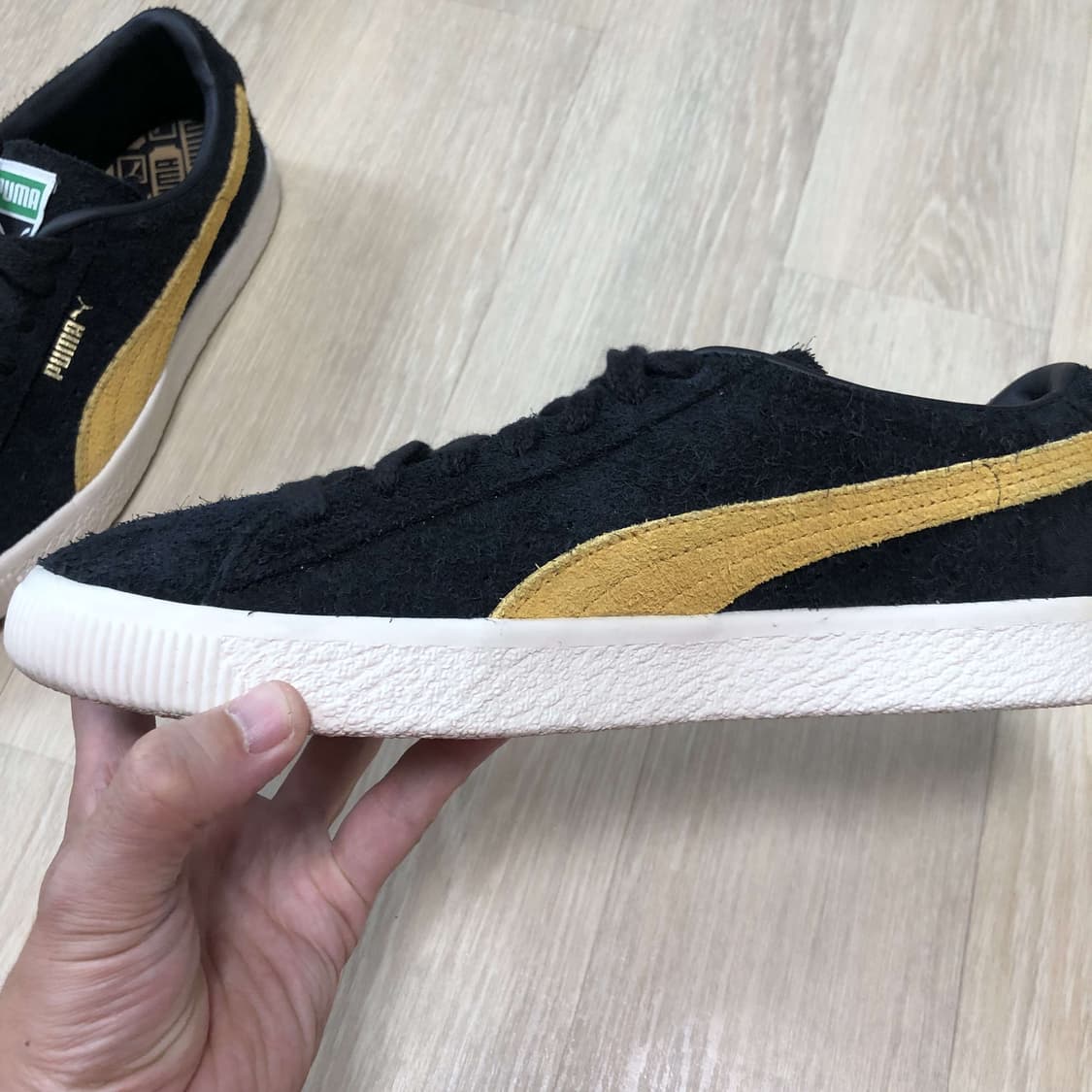 (260) 퓨마 PUMA 스웨이드 빈티지 헤어리 스웨이드 블랙 옐로우 상품이미지6