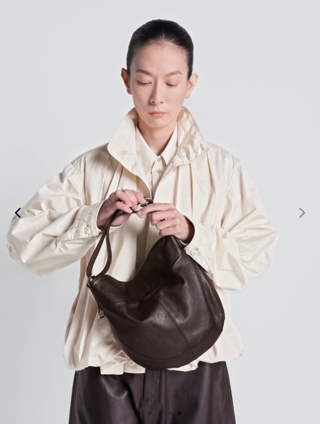 르메르 26ss QUIVER 퀴버 호보 백/다크 초콜렛 상품이미지2