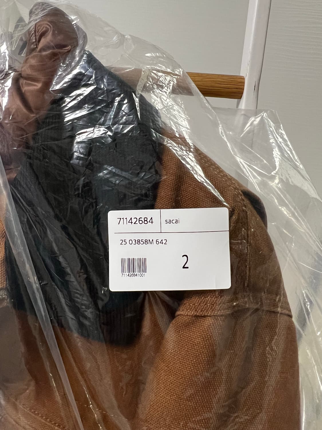 사카이X칼하트 패딩 상품이미지2