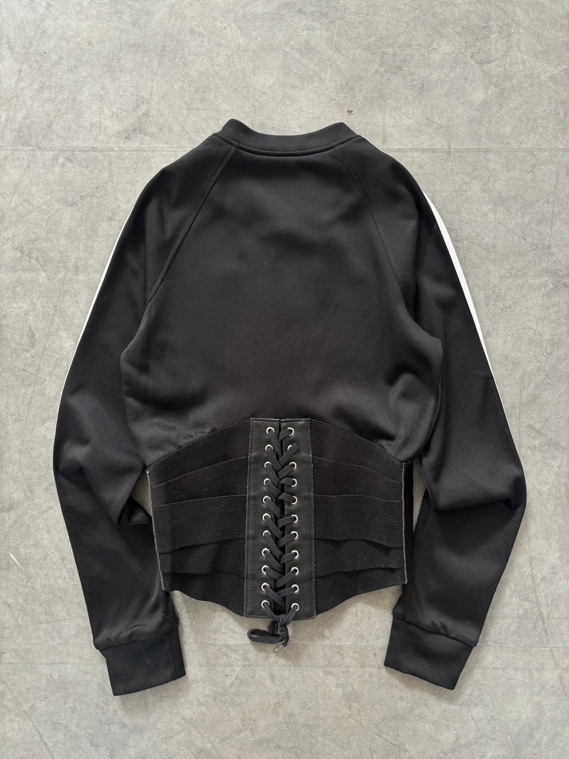 Adidas 아디다스 x 제레미 스캇 블랙 코르셋 디테일 트랙탑  상품이미지7