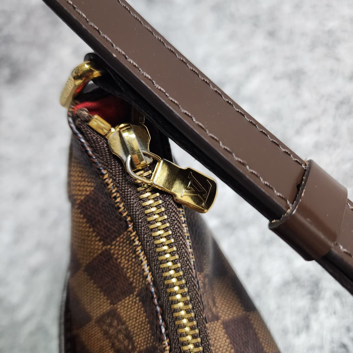 루이비통 다미에 에벤 블룸즈버리 PM 크로스백 상품이미지6