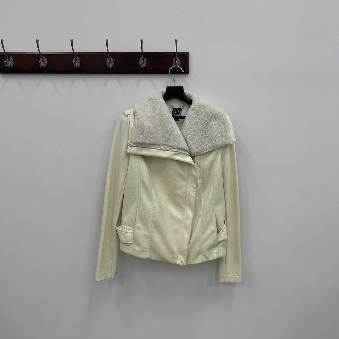 아르마니 익스체인지 페이크 무스탕 벨티드 집업 자켓 상품이미지2