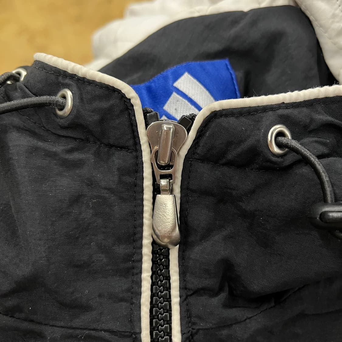 [정품/105] 아디다스 올드스쿨 블랙 나일론 후드 점퍼 b18 상품이미지6