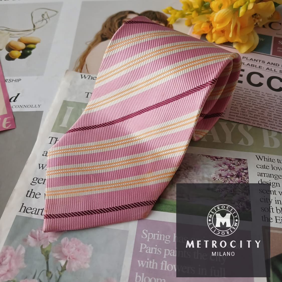 메트로시티 실크 핑크 스트라이프 넥타이 9.6cm A등급 A19297
 상품이미지1
