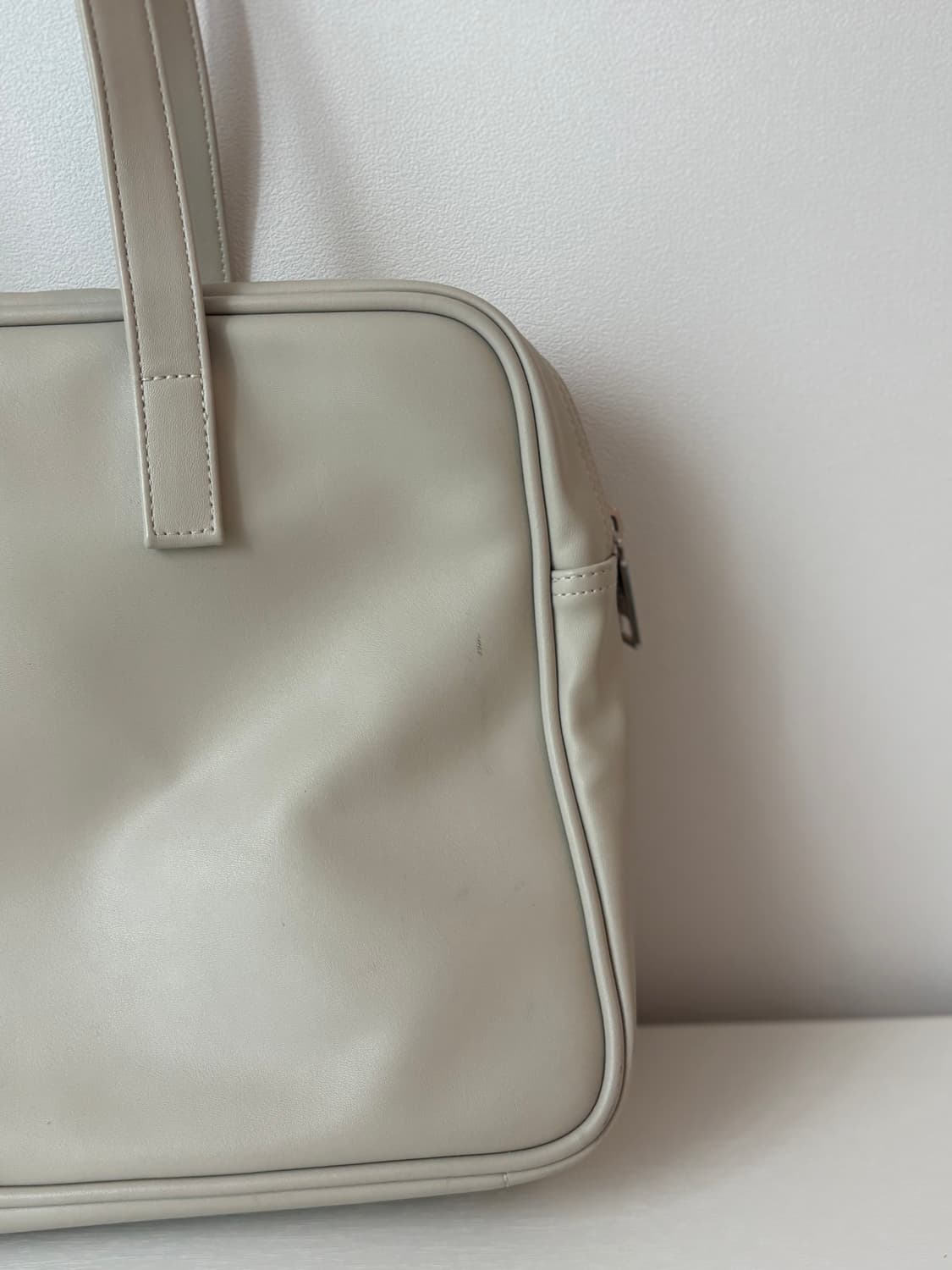 필인더블랭크 숄더백 에그쉘 상품이미지4