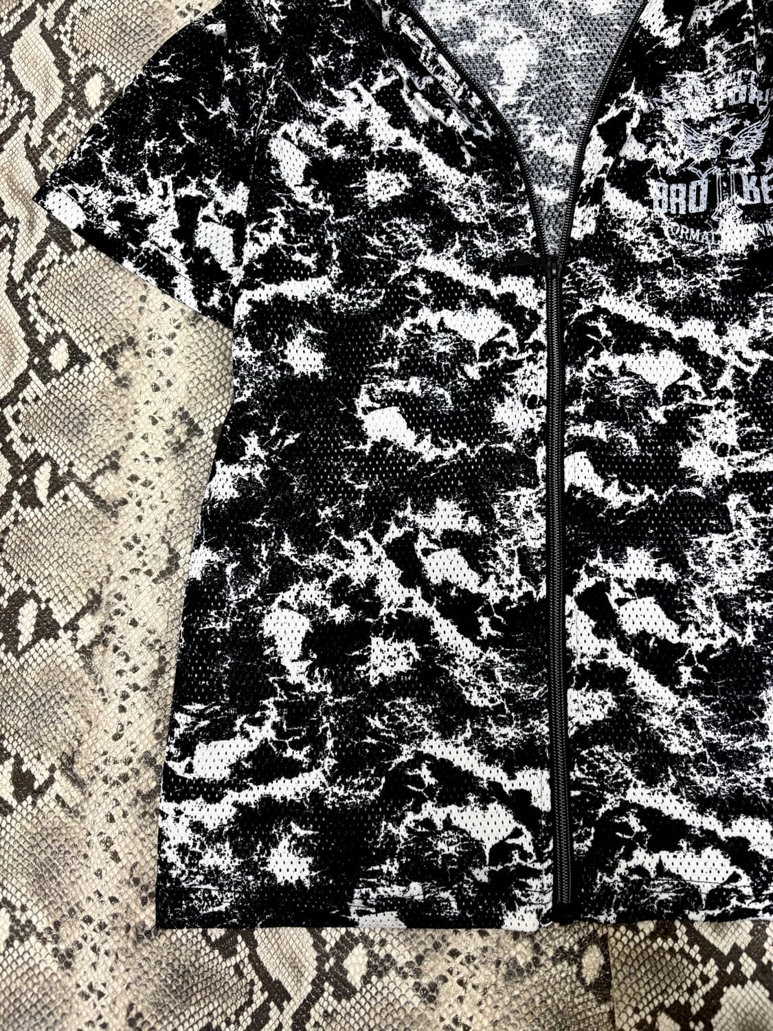 “Vintage” Cross Print Punk 1/2 Hooded Zi 상품이미지6