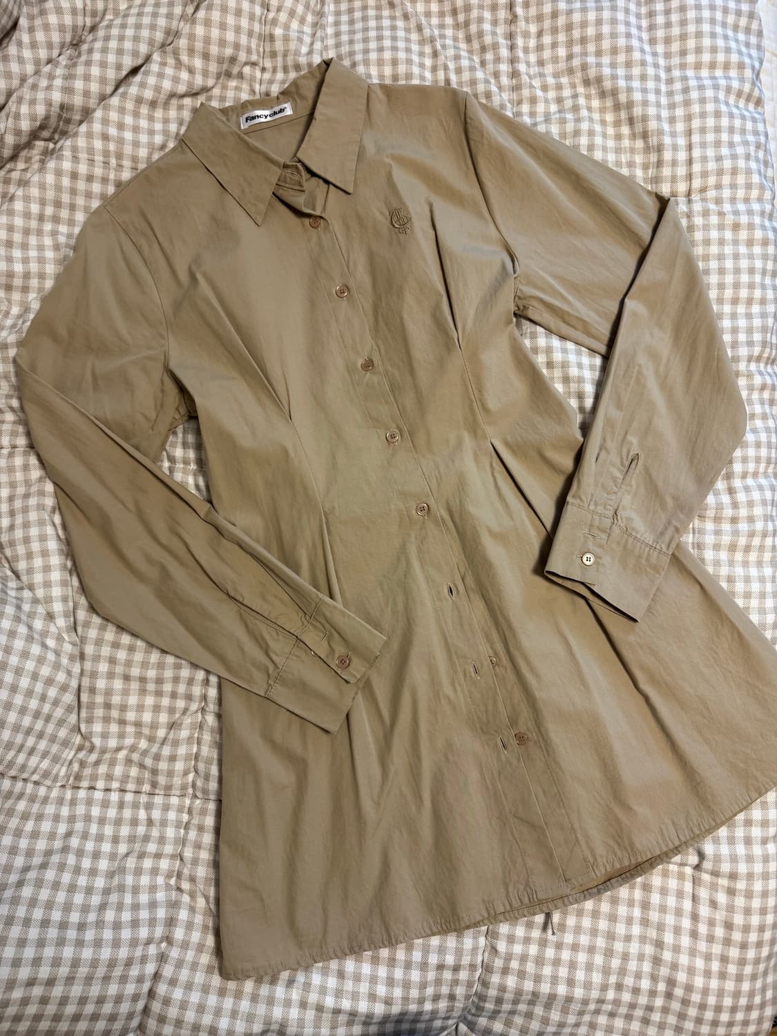 팬시클럽 아일렛 포인트 셔츠 원피스 (베이지) 상품이미지3