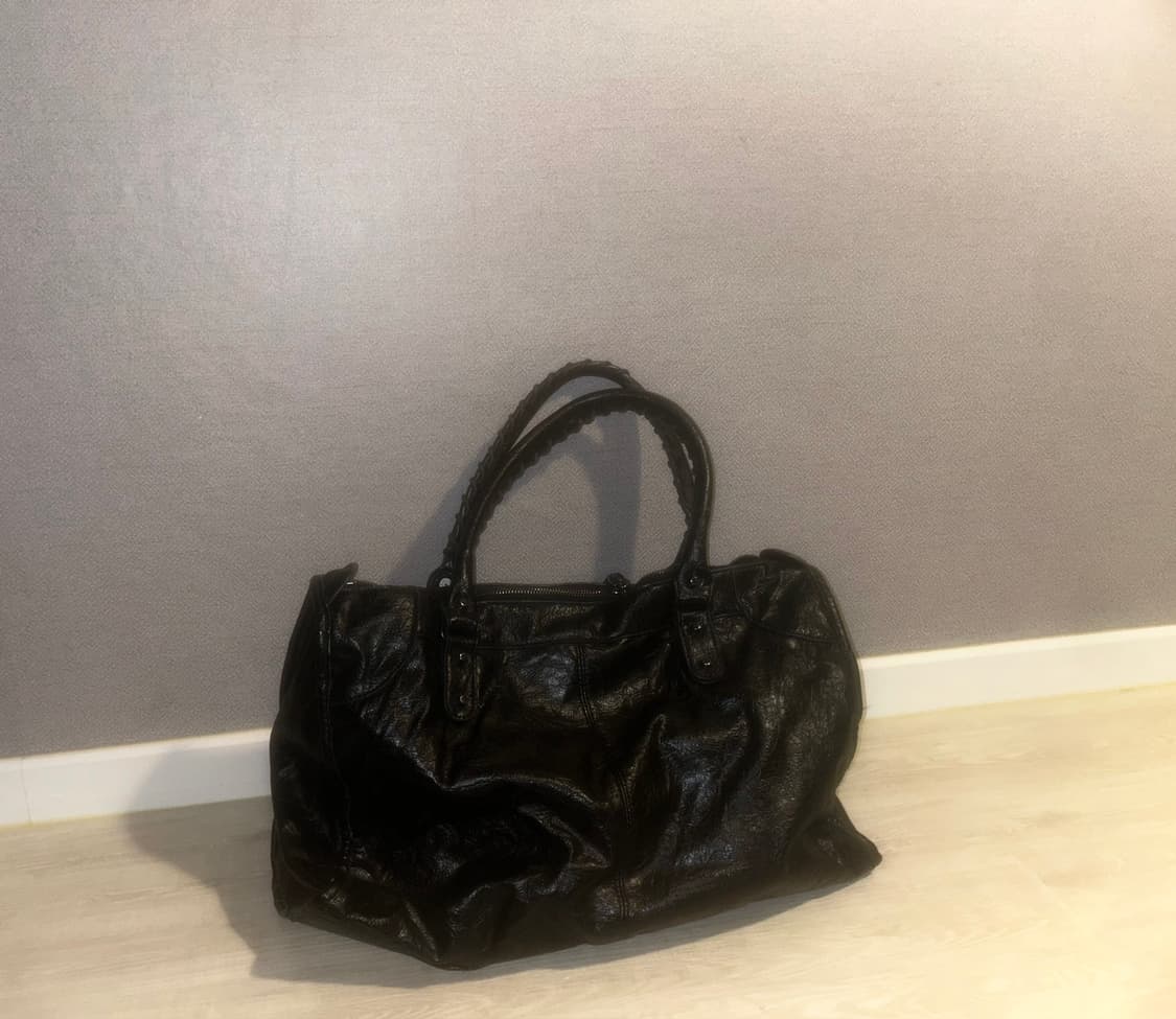 발렌맛 모터백 블랙 레더 토트백 상품이미지5