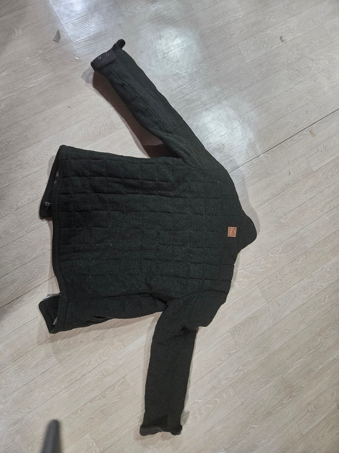 시리즈 waxed 퀼팅자켓 팝니다 (L사이즈) 상품이미지2