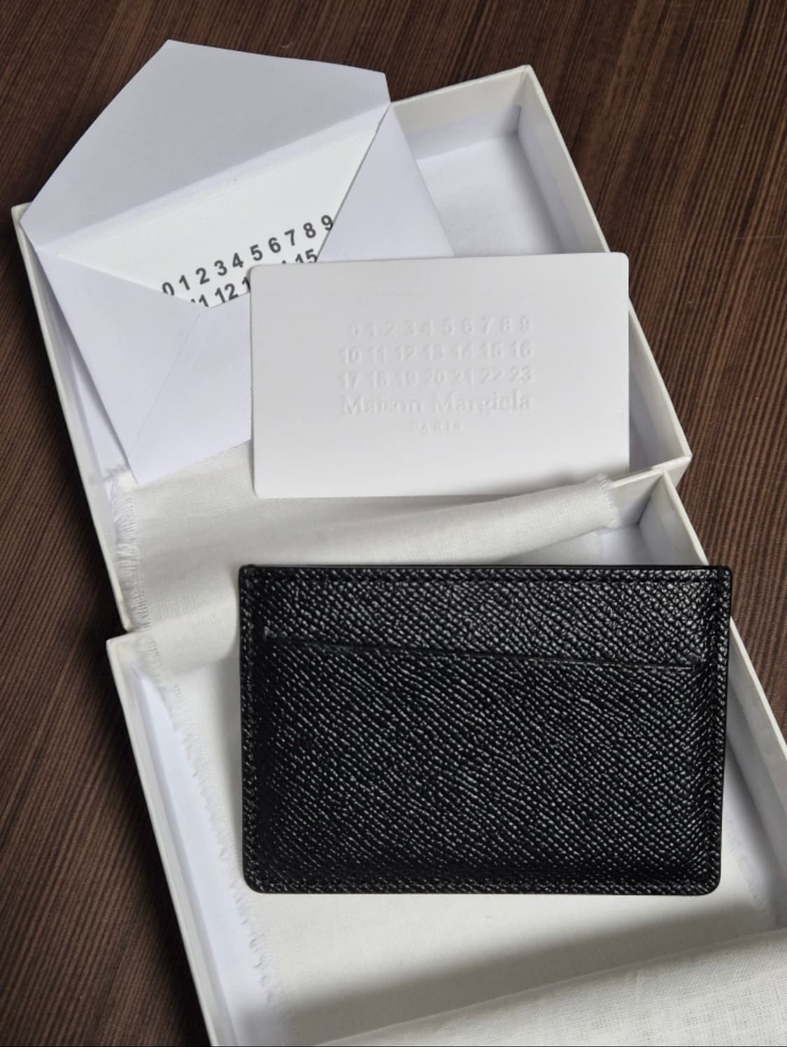메종 마르지엘라 카드지갑 (풀박스 급처) 상품이미지3