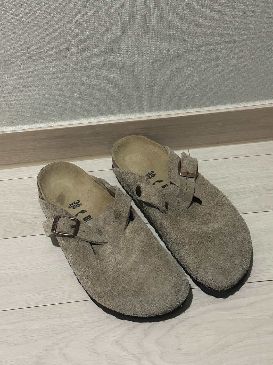 버켄스탁 보스턴 스웨이드 레더 토프 내로우 상품이미지2