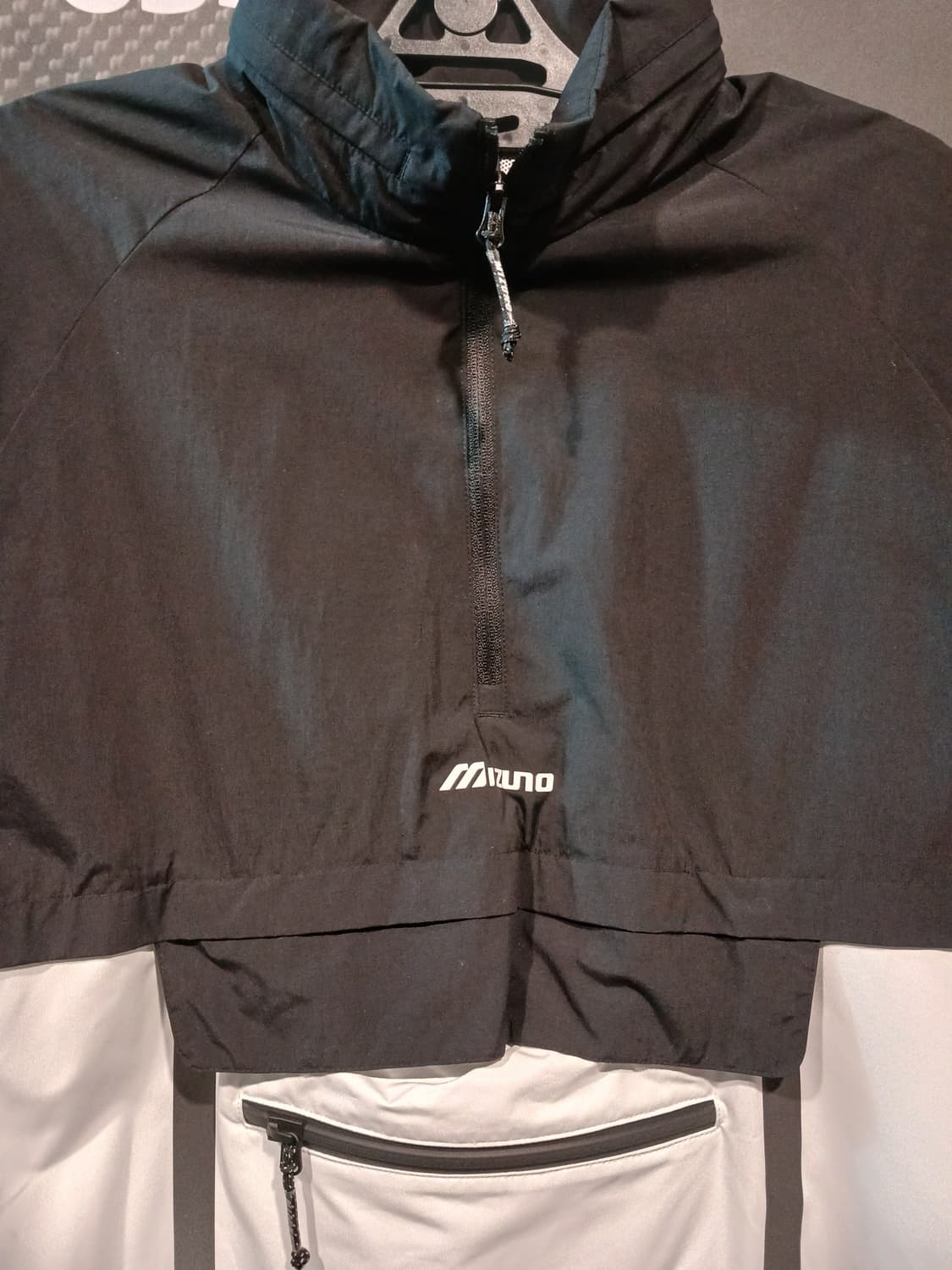 미즈노 우븐 아노락 상품이미지2