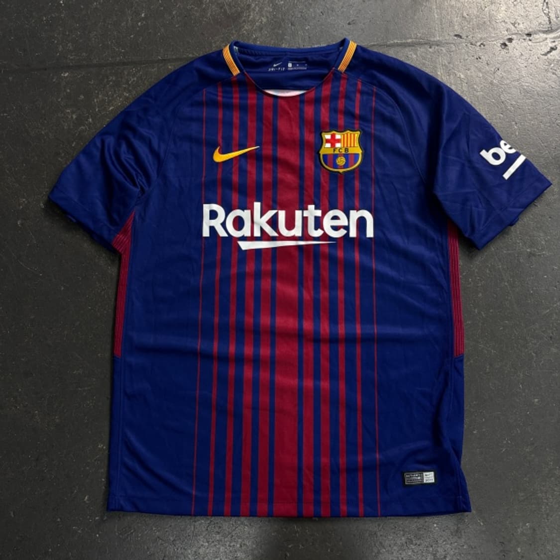 95 나이키 17-18 메시 바르셀로나 유니폼  상품이미지1