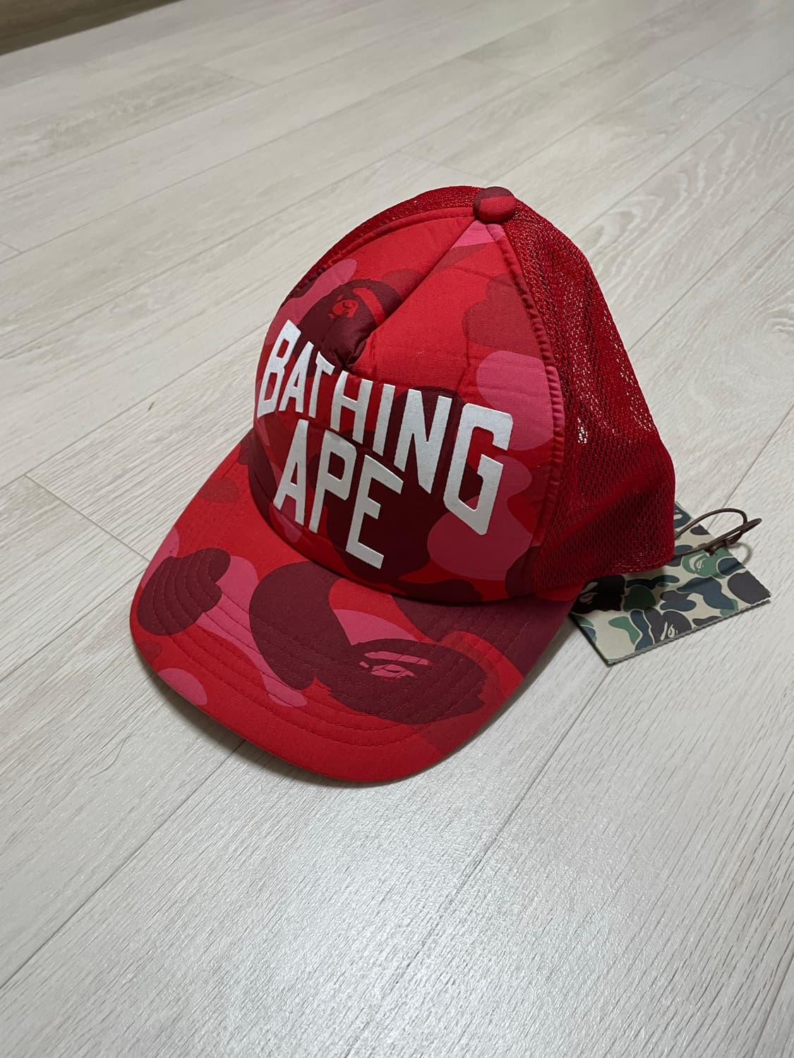 올드 베이프 nyc로고 메쉬 캡 상품이미지1