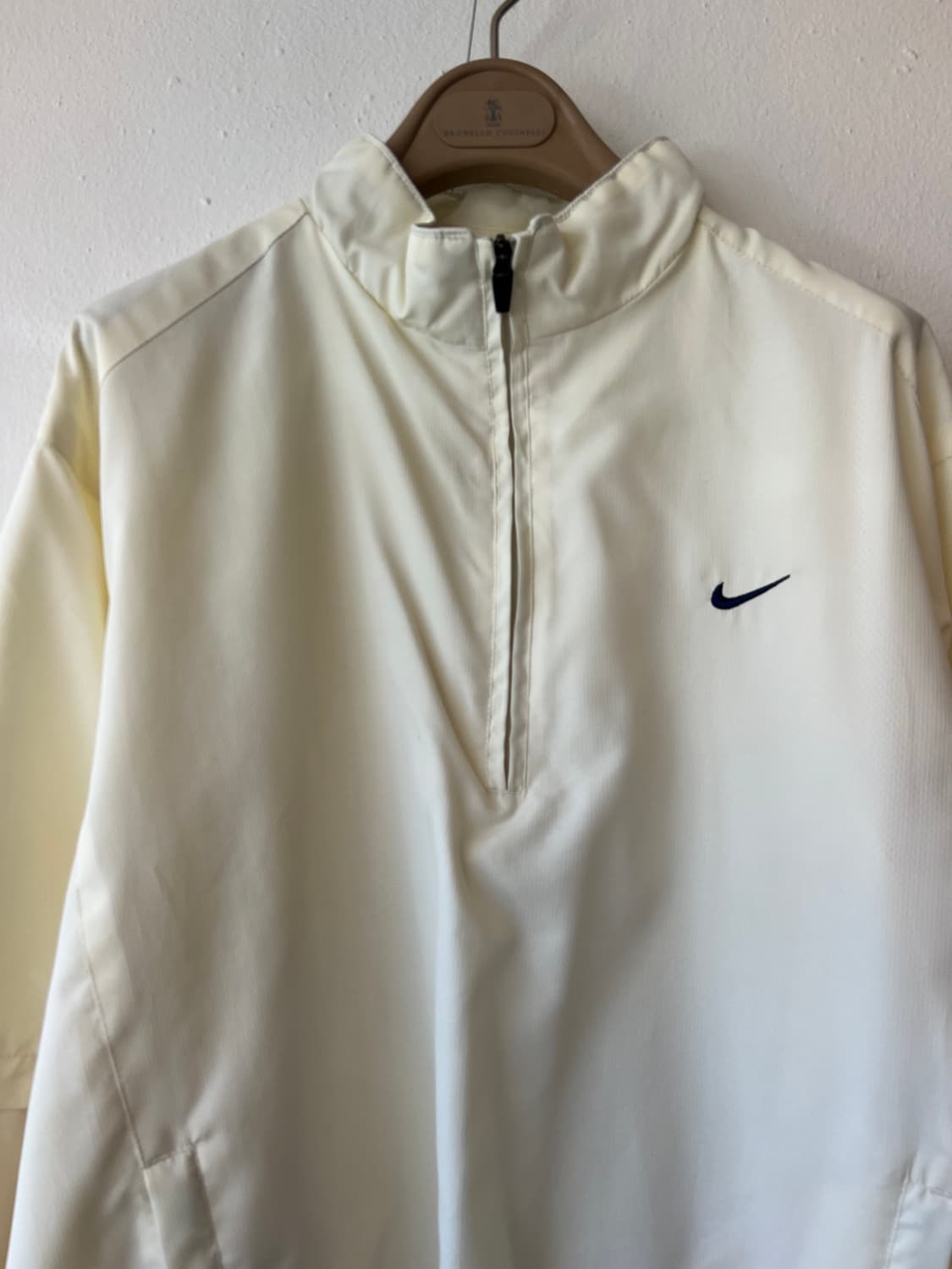나이키골프 아이보리 바람막이  아노락티셔츠  상품이미지2