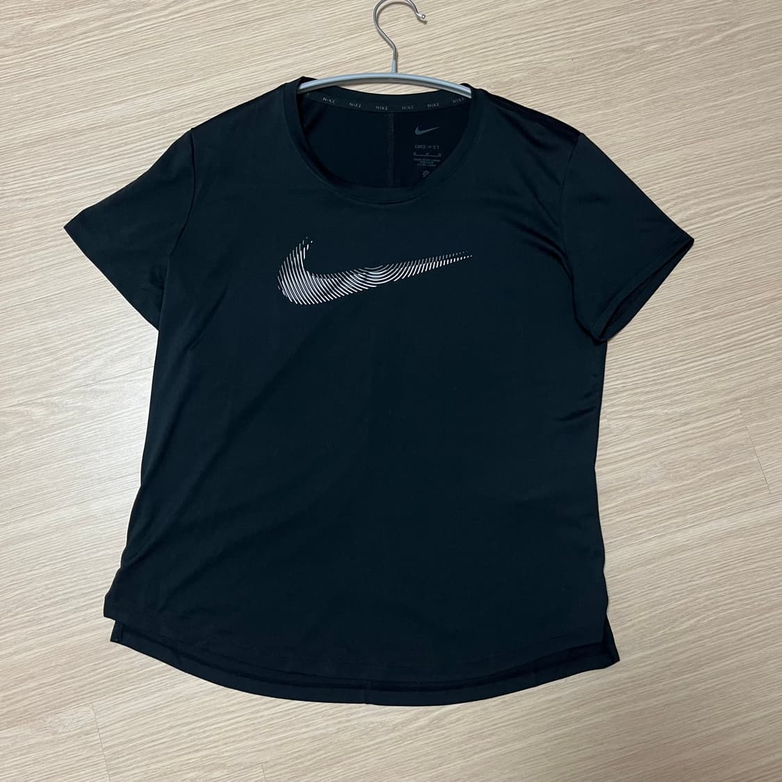 나이키 드라이핏 반팔티 상품이미지4