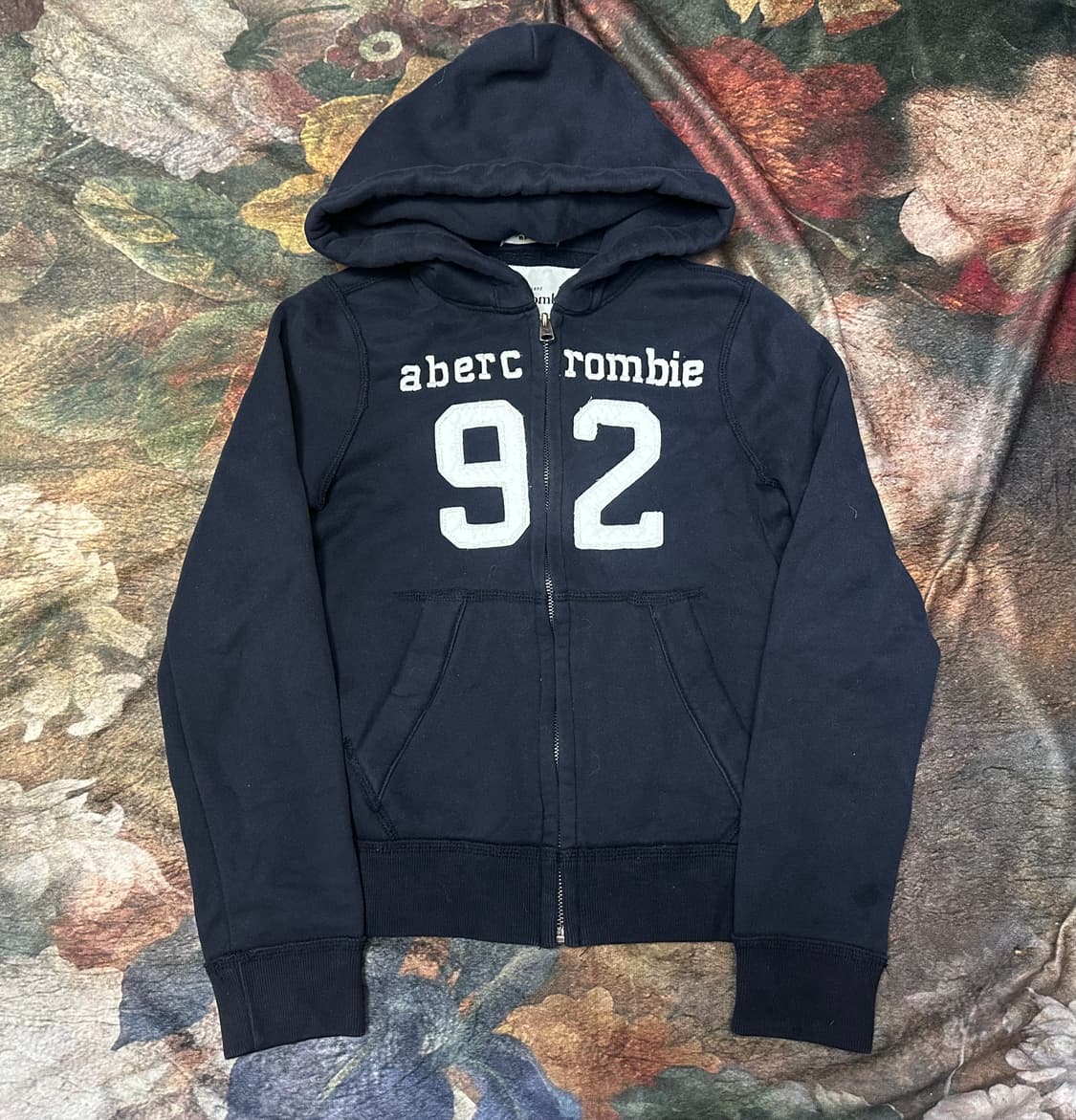아베크롬비 빈티지 타이트핏 빅로고 블랙후드집업 L 상품이미지1