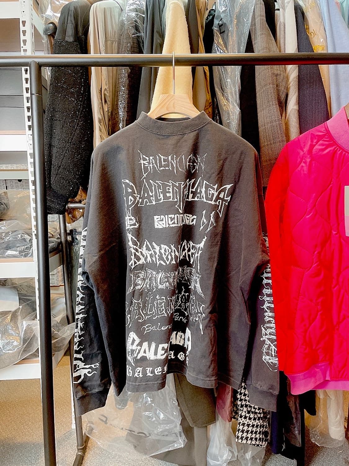 (정품/새상품) 발렌시아가 공용 메탈 미디엄 핏 롱슬리브 상품이미지1