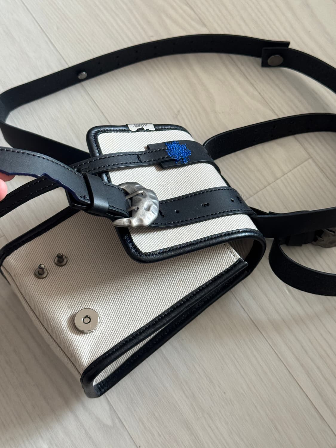 아더에러 ader error 미니 크로스백 상품이미지3