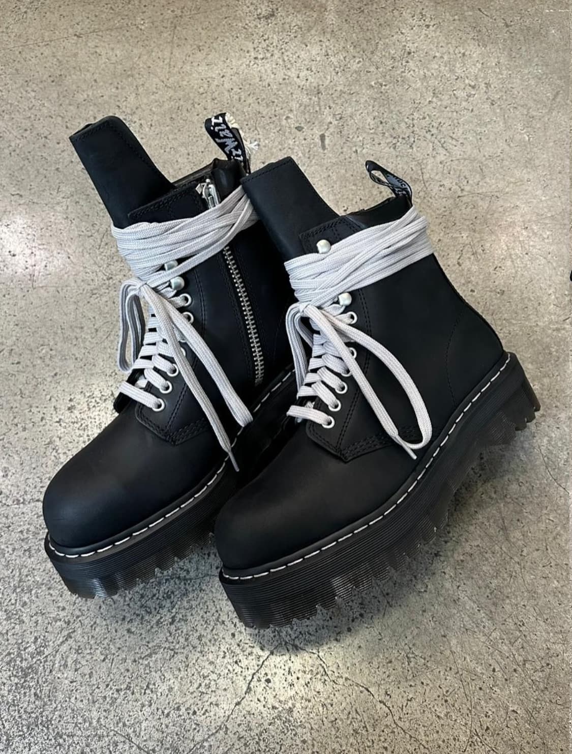 UK8 )닥터마틴 릭오웬스 쿼드 솔 스틸 토 부츠 블랙 상품이미지4