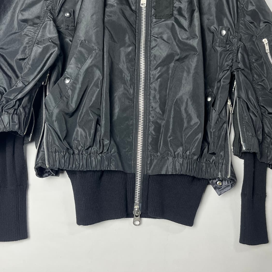[sacai] 사카이 투웨이 지퍼 디테처블 하이넥 믹스 봄버자켓 상품이미지4