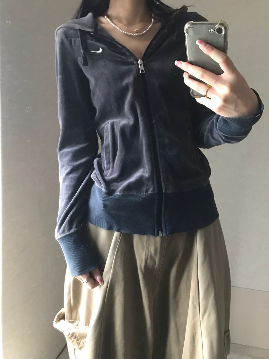 나이키 벨벳 슬림핏 후드집업 상품이미지2