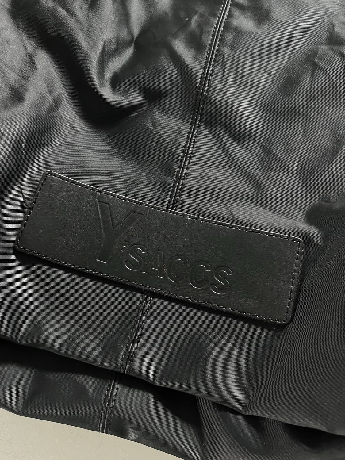 Y’SACCS 요지야마모토 블랙 나일론 크로스백 상품이미지3