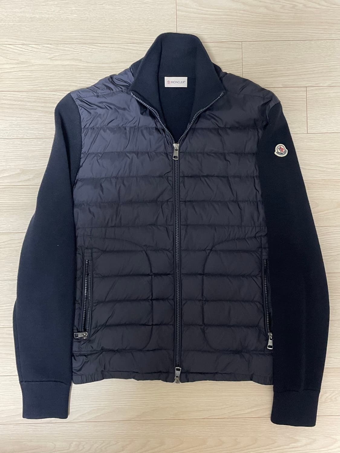 [ M ] 몽클레어 니트패딩 김현우 니트패딩 트리콧 네이비 상품이미지2