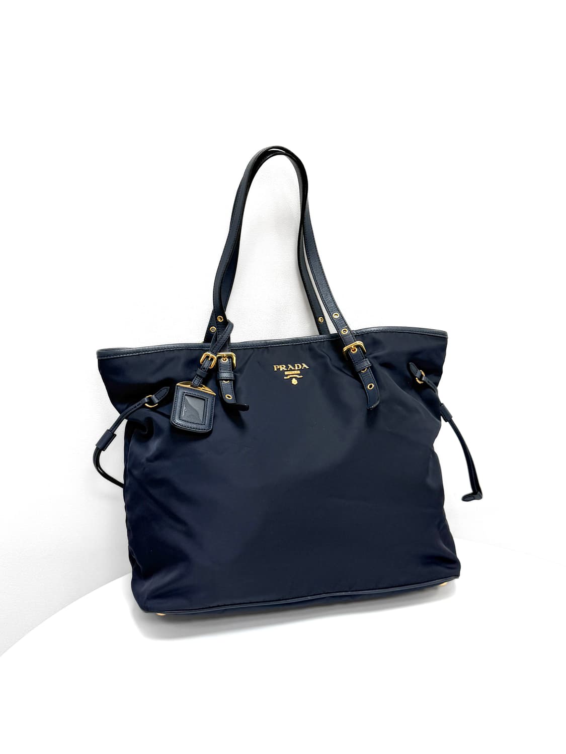 프라다 나일론 사피아노 트리밍 쇼퍼백 상품이미지1